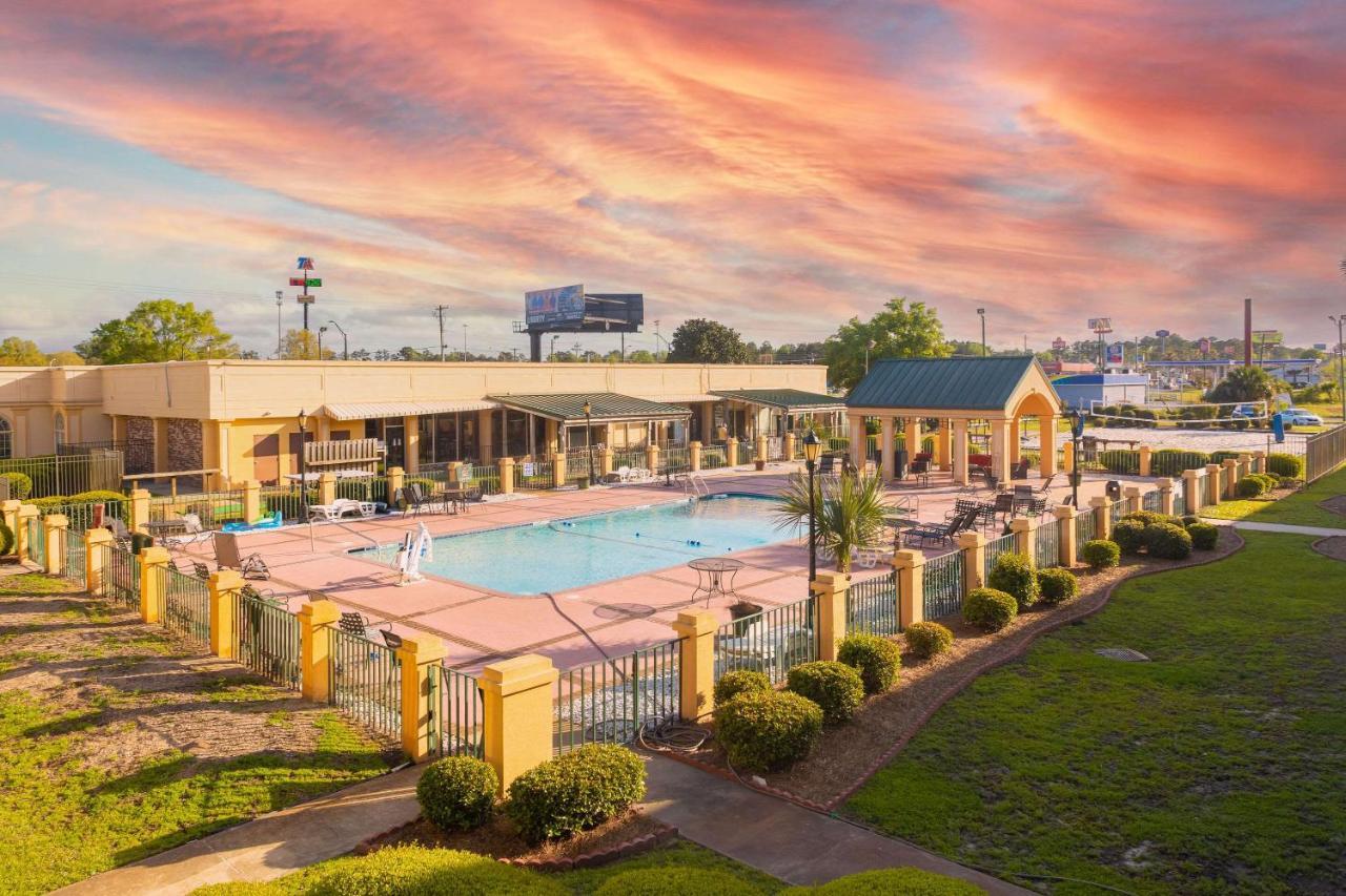 Quality Inn Richmond Hill - Savannah I-95 Экстерьер фото